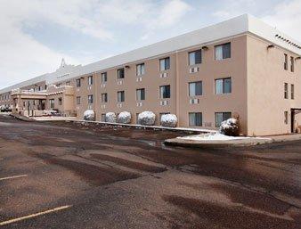 Super 8 By Wyndham Santa Fe Otel Dış mekan fotoğraf